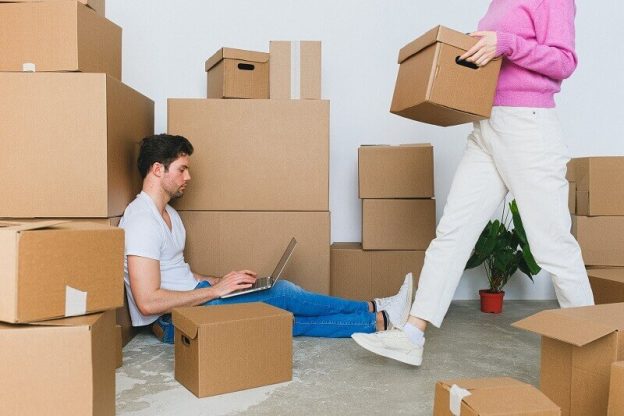 moving services in Mississauga, ON